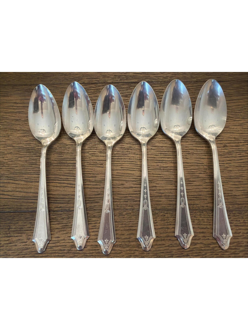 Oneida Community Tudor Plate Duchess Silverplate Teaspoons Set of 6 - Vintage
